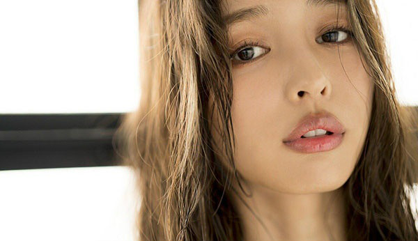 女人3年睡了20个男人觉的自己肮脏 你能接受这样女朋友吗