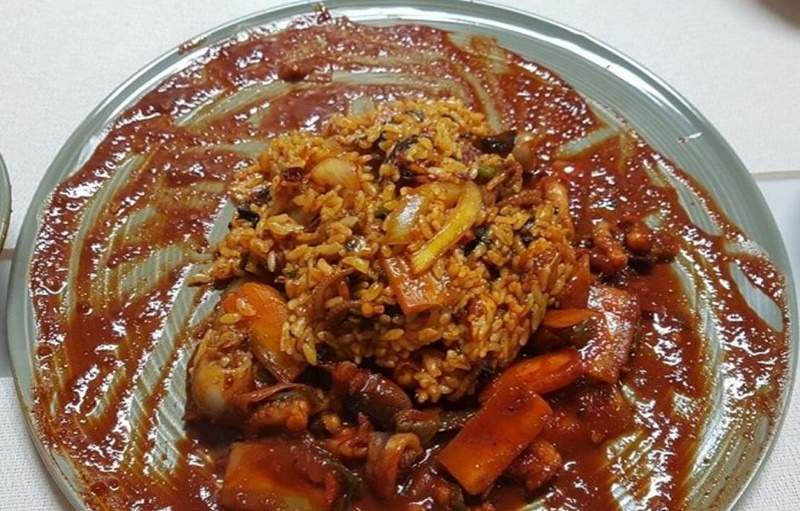 人妻为老公打造个人游戏间 美食伺候游戏迷丈夫掀起“羡慕”潮