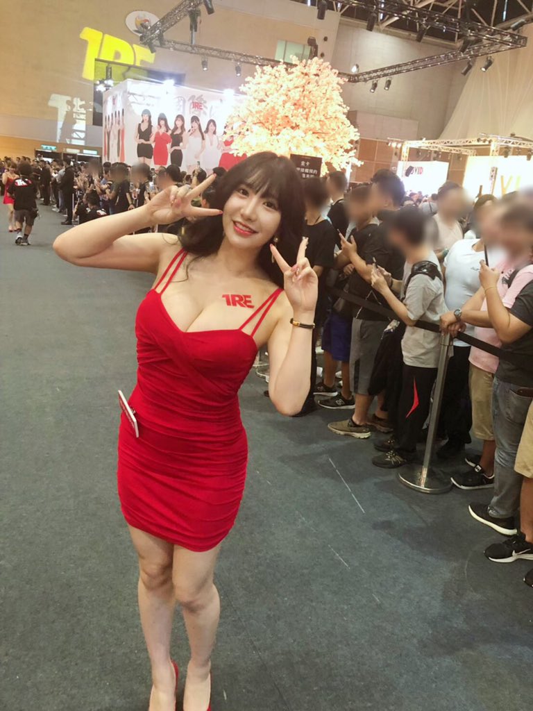 巨乳女优若月美衣奈 野々宫みさと奶压服务令人秒变野兽