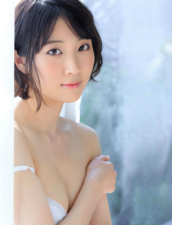 JUY-849生驹满爱之初体验 AV史上最美处女生驹みちる献出初夜