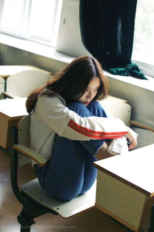 从卧室干到浴室打开腿：一晚上十几个男人擦我