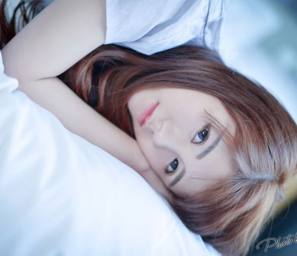 皇兄们太闷骚免费阅读—到桌子上来啊快点