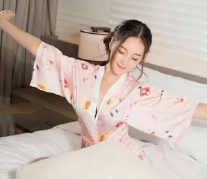 林娟地铁上的刺激免费阅读 难解难分荧夜