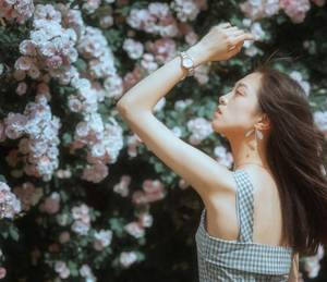 连续高潮h 红杏墙外1—8章