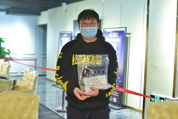 泰山杯|主赛事泡沫诞生!胡笑源领跑30人晋级!