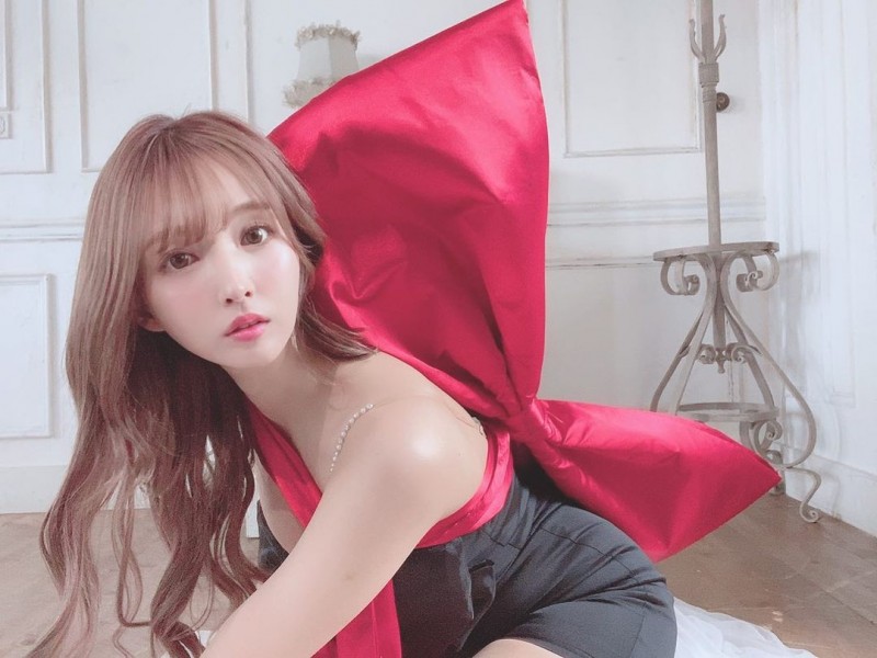 「三上悠亚」生气了？PO 日常萌照却被网友回这句…钓出本人亲回：真的很变态