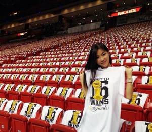 奶味小白兔作者疯狂的兔子 老公不在你们都是怎么解决