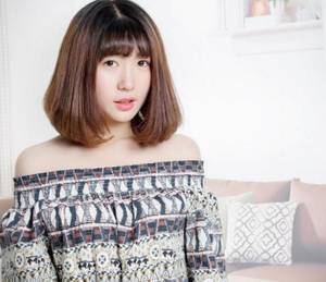 粗大挺进她的幽深处 爸爸坚持不住了好疼