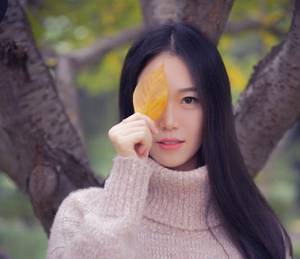 三个人怎么玩床 情欲超龟甲超市 全文阅读