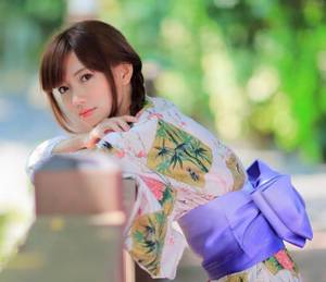 快穿之攻略各种父亲HN 男主已婚女主是小三h