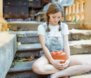 温情一生只为你林帘 小妖精好湿好紧张开