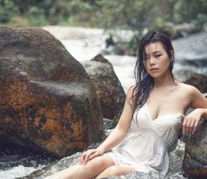 你的…太大了,感觉我撑破了 征服皇后和贵妃的小说