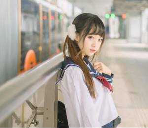 快穿辣np重口h 轻咬小核湿润花液军人