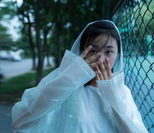 总想爬上室友的床TXT微盘 吃饭时我故意把筷子扔到地上