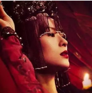 章子怡因为角色的设定引发大家争议