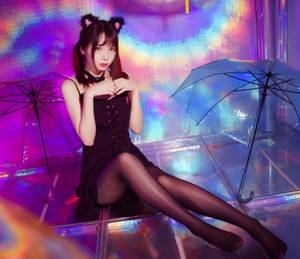 尚清华漠北君道具play 手慢慢滑到后面