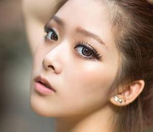 身体里好难受又想要了 你顶到我那个了