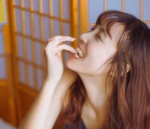 爱妃你的身体好敏感 夜罗云煌古凝霜