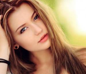 女友曦儿 陈东 撅起屁股屈辱的含着