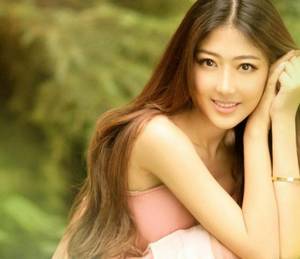 一下子撞进来 13岁开始爸爸就睡了我