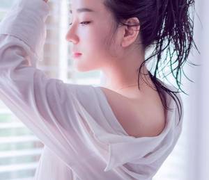 小攻把小受打流产 玉石吊牌价格标签