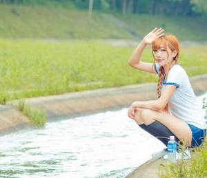 小浪蹄子的意思是什么知道么 女儿和妈妈争爸爸的爱