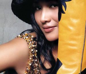 难逃一玉季月白 幸福在七零书包网