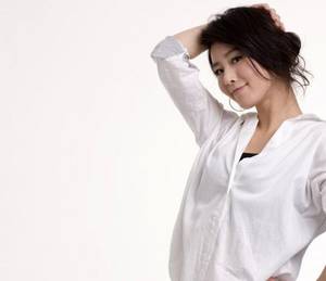 电影院情侣座如何亲热 跪趴进入湿紧h