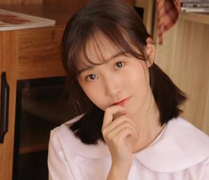 恭喜皇上您有喜了免费 有个硬邦邦的东西顶着我