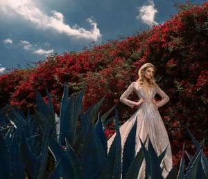 一个男生拉你坐他腿上 坐在腿上吃饭下面连在一起