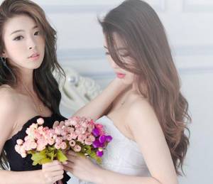 蒙着眼睛反绑着手堵着嘴 我和三个故事完整版