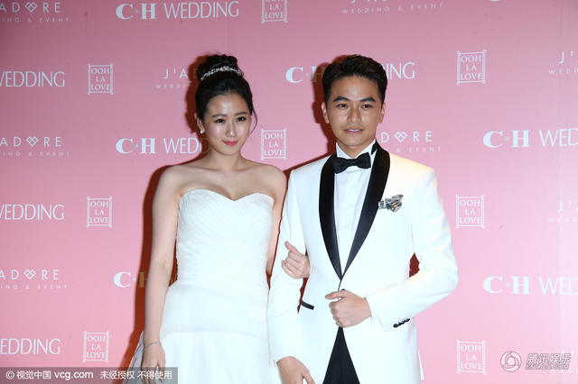 昆凌伴娘方志友带女儿补办婚宴 天王嫂未到场