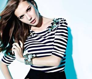 空间之清穿成嫔 枪挑贵妇省长