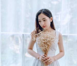 饥饿的二叔要了我 风流女房东