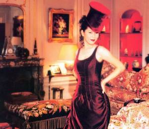 男朋友在车里下面 我是你老师这里不可以