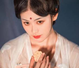 小可爱超凶的 离婚后我成了万人迷桃花引