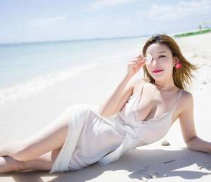 男女之间暧昧的小动作 我的教师的后宫