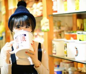 (家教)请叫我路人 用红酒瓶玩她