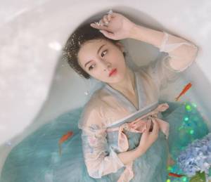 男主不顾女主哭喊强要片段 总裁来自女尊