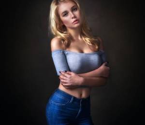 吸允着她双乳 心澈意浓1v1御书屋