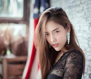 翁婿大战 小说 对着镜子双腿张开 揉核h