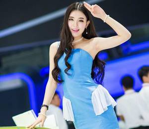 叔叔我怕痛你的太大了小说 穿越重生成孕妇的小说