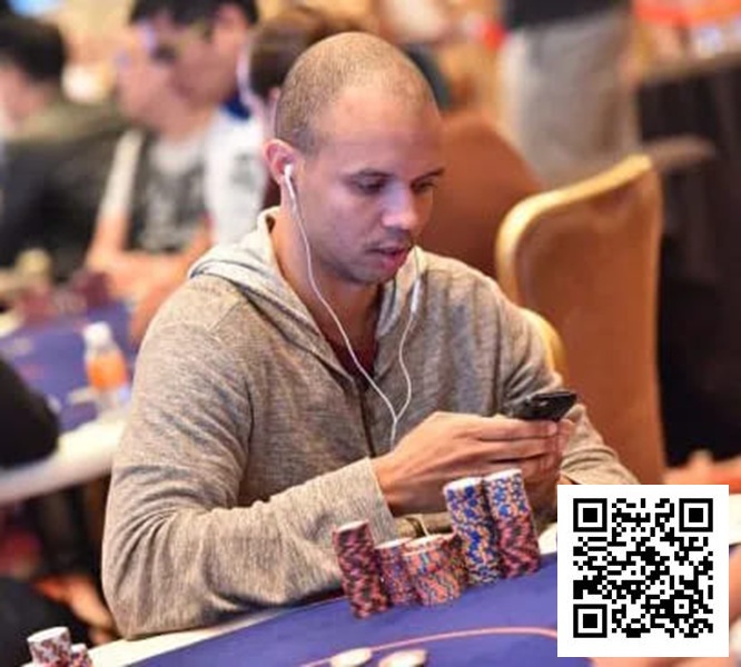 【EV扑克】讨论 | WSOP禁止使用手机的措施是否过头了？