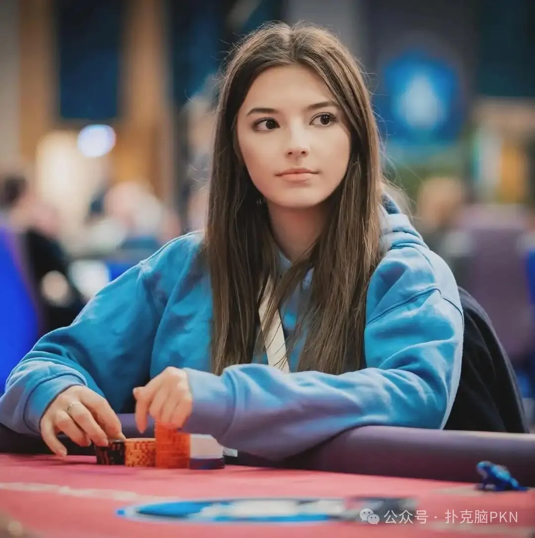 【EV扑克】从《英雄联盟》主播到职业牌手：Leah Hauer冲击WSOP金手链
